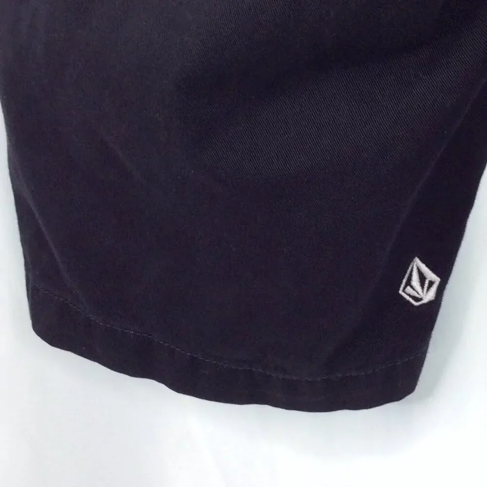 Volcom Chino Shorts Men's‎ Size 31 Black Flat Front Cotton Blend